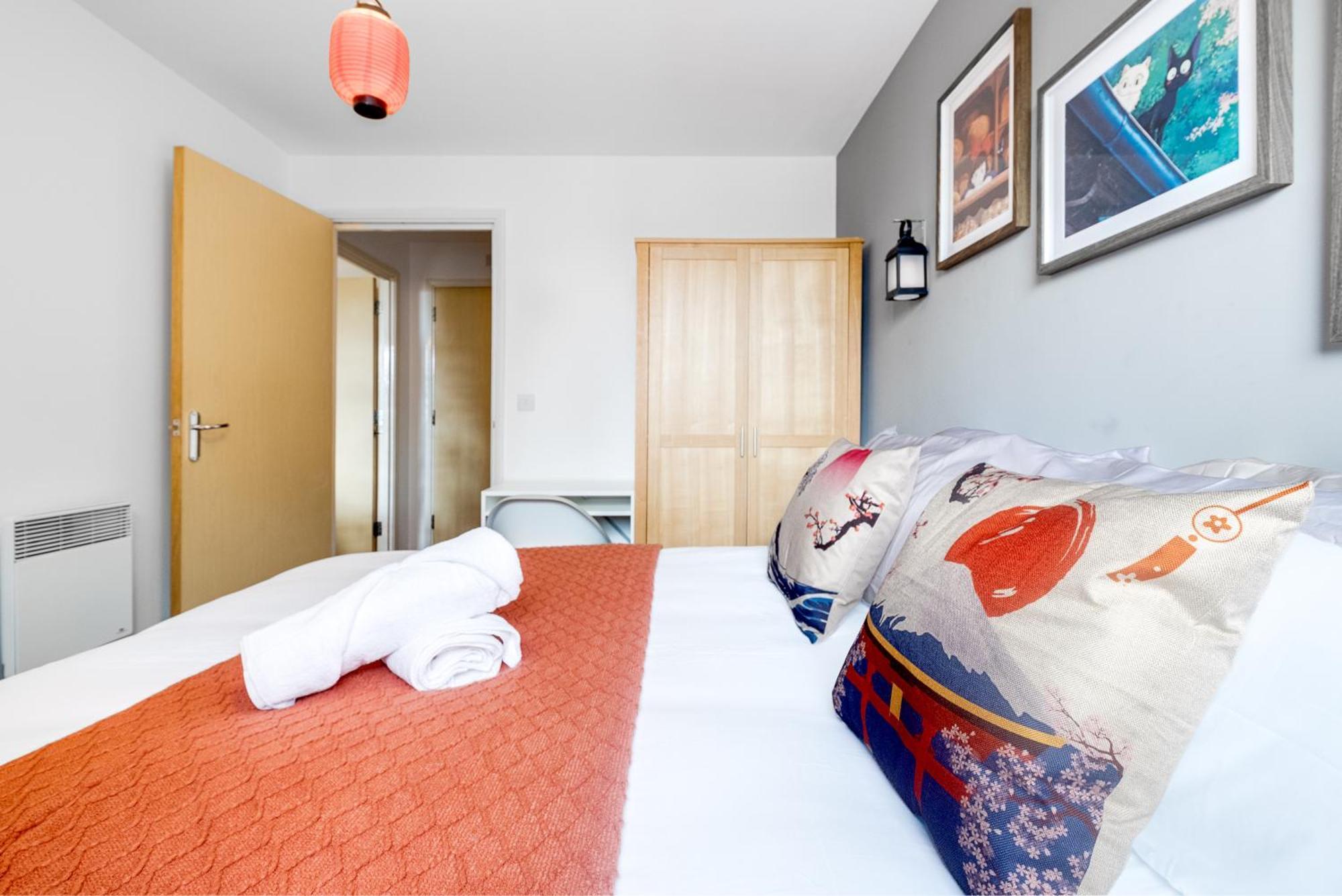 Anime Suite - Central And Free Parking With Netflix Birmingham Exteriör bild