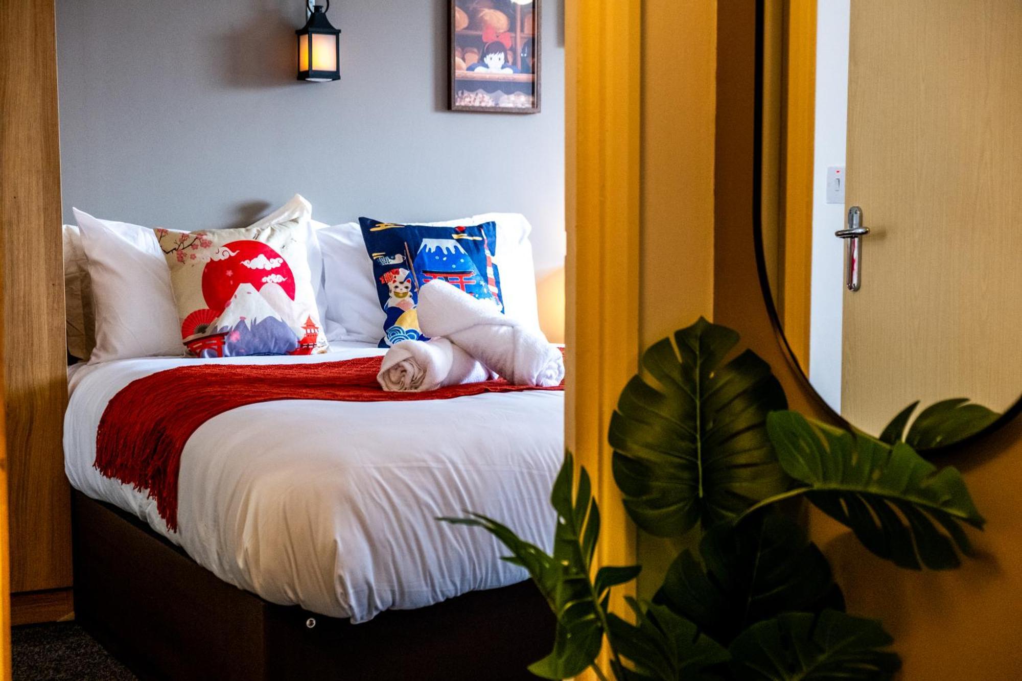 Anime Suite - Central And Free Parking With Netflix Birmingham Exteriör bild