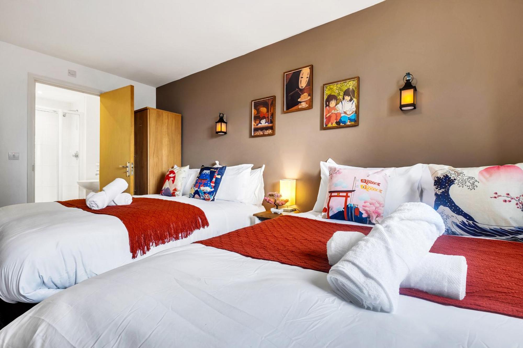 Anime Suite - Central And Free Parking With Netflix Birmingham Exteriör bild