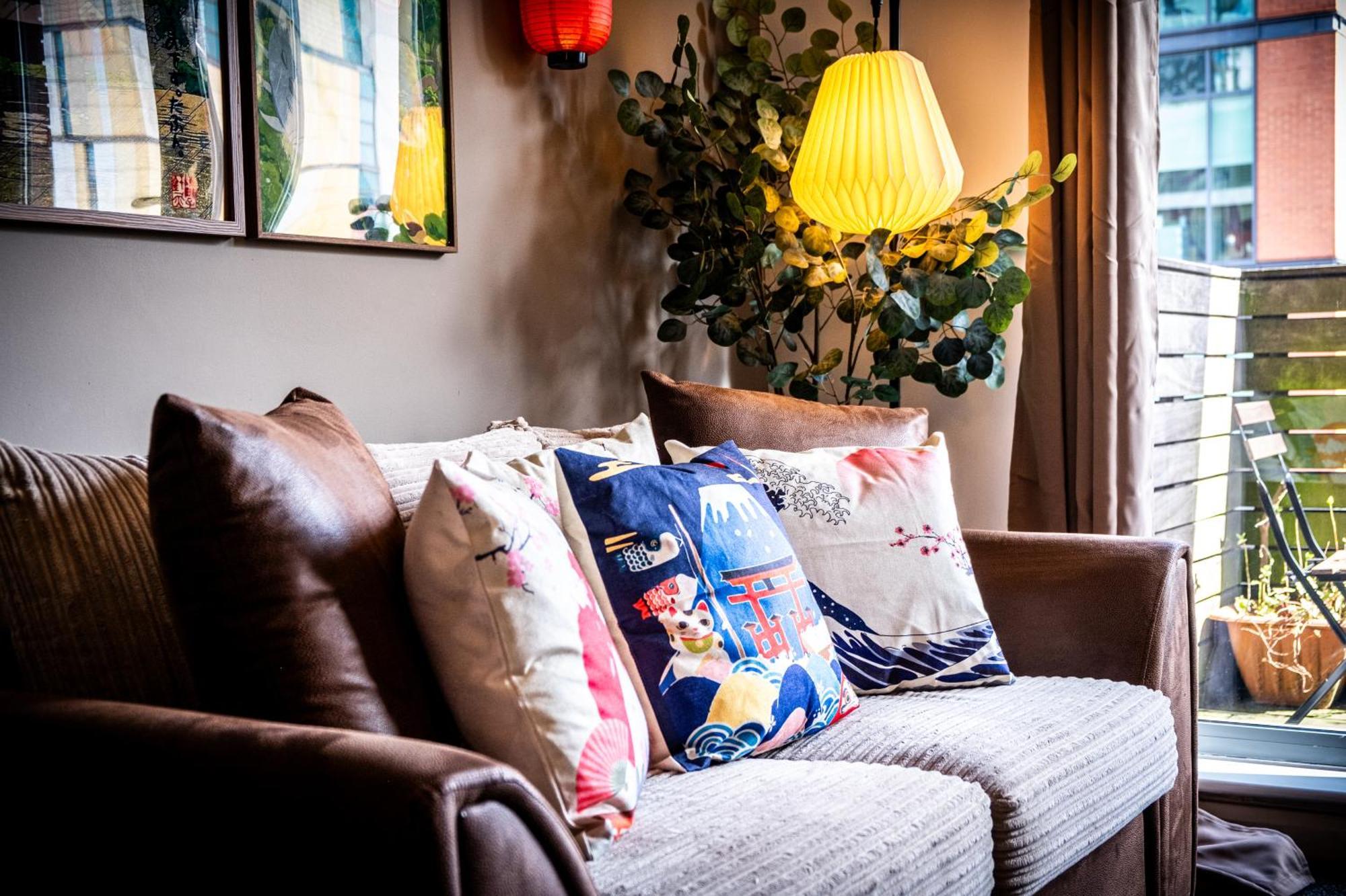 Anime Suite - Central And Free Parking With Netflix Birmingham Exteriör bild
