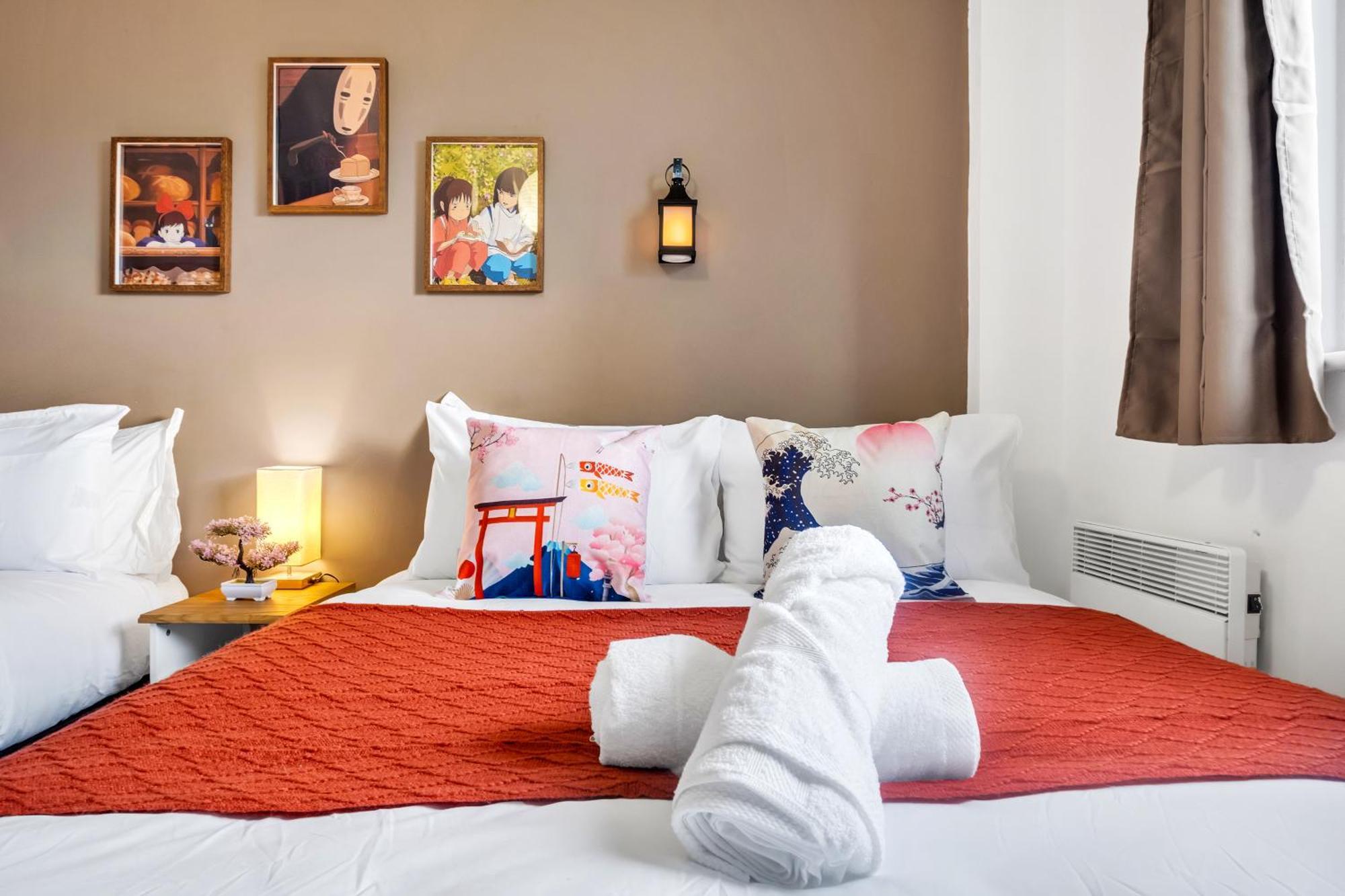 Anime Suite - Central And Free Parking With Netflix Birmingham Exteriör bild